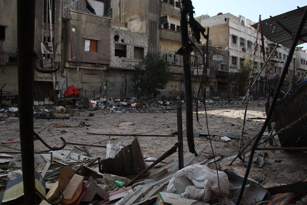 04-07-2015Palestin_Yarmouk.jpg