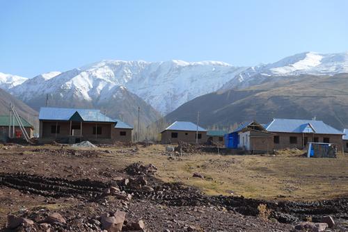 2013_tajikistan_resettlement_presser_0.jpg