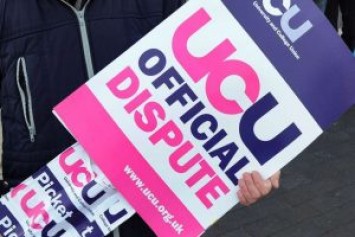 2016_UK_UCU_strike_146539608114653960811283.jpg