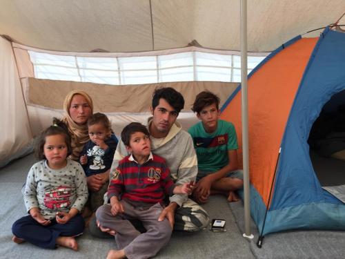 201701drd_greece_refugees_family1_0.jpg