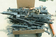 30-04-2010guns.jpg