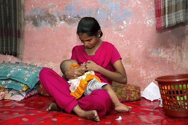 Bangldesh_Breastfeeding.jpg