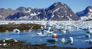 Greenland_ice_pillars_0.jpg