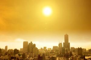 Hot-Sun_Cityscape_Buildings_iStock-800px_0.jpg