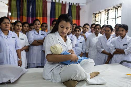 Midwives_UNFPA141129-6967_0.jpg