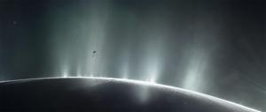 enceladus_plume_0.jpg