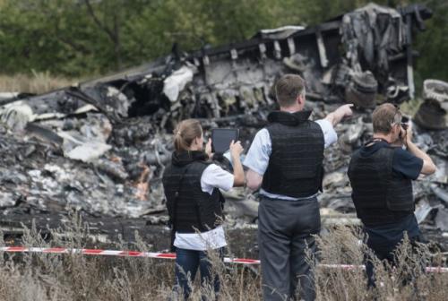 mh17-crash-site_0.jpg