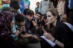 06-19-2013angelinajolie_1_0.jpg