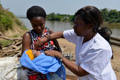 07-16-2015Vaccination_CAR_1_0.jpg